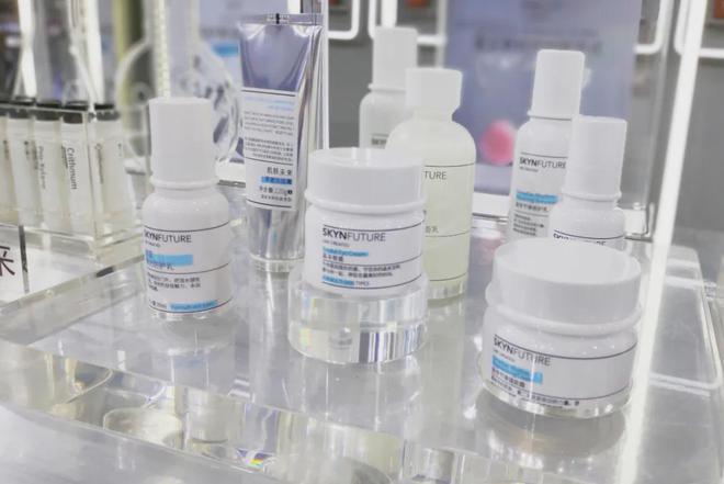 肌膚未來攜科學(xué)定制新品亮相美博會，以研發(fā)革新重塑線下渠道打法